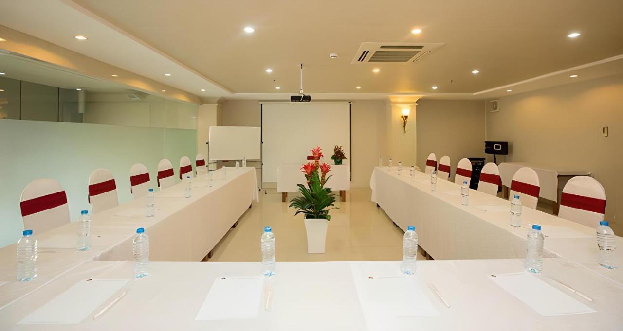 White Lion Hotel Ho Chi Minh-stad Buitenkant foto
