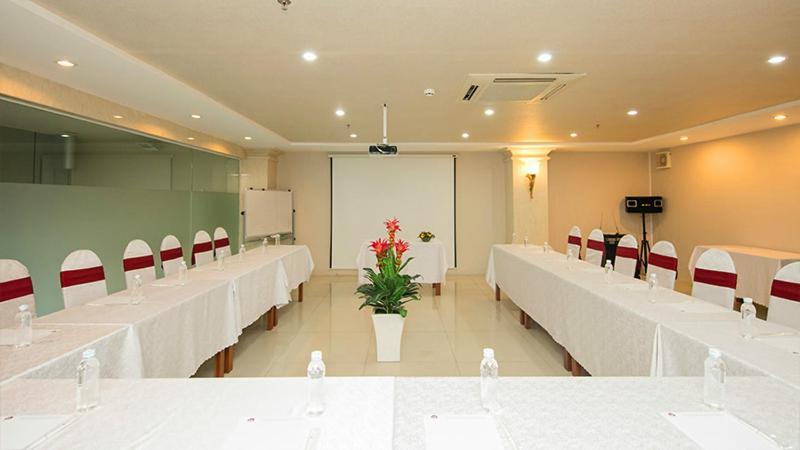 White Lion Hotel Ho Chi Minh-stad Buitenkant foto